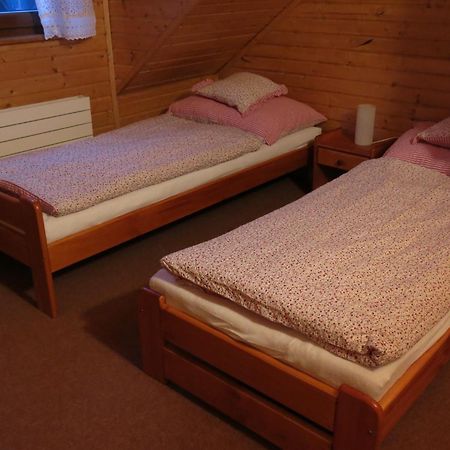 Roubenka U Mlyna Guest House Dasice מראה חיצוני תמונה