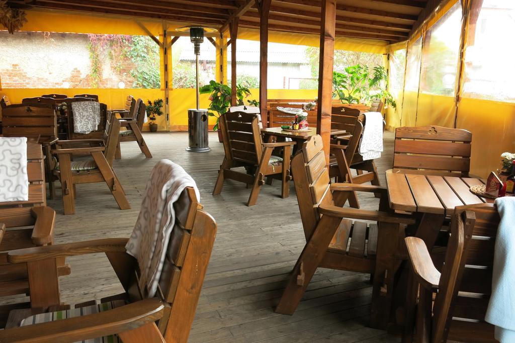 Roubenka U Mlyna Guest House Dasice מראה חיצוני תמונה