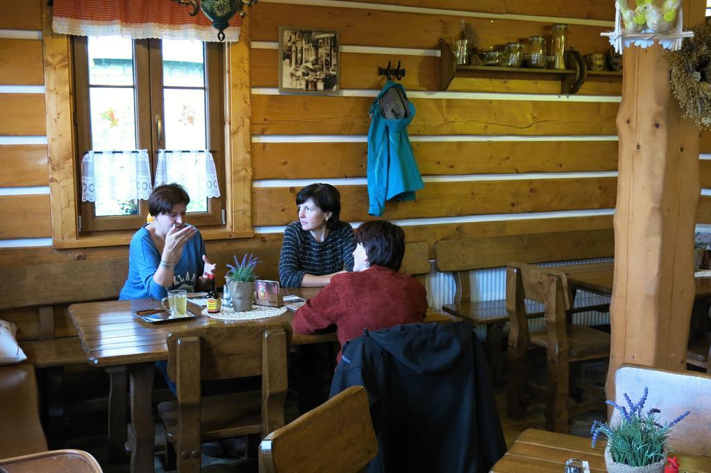 Roubenka U Mlyna Guest House Dasice מראה חיצוני תמונה